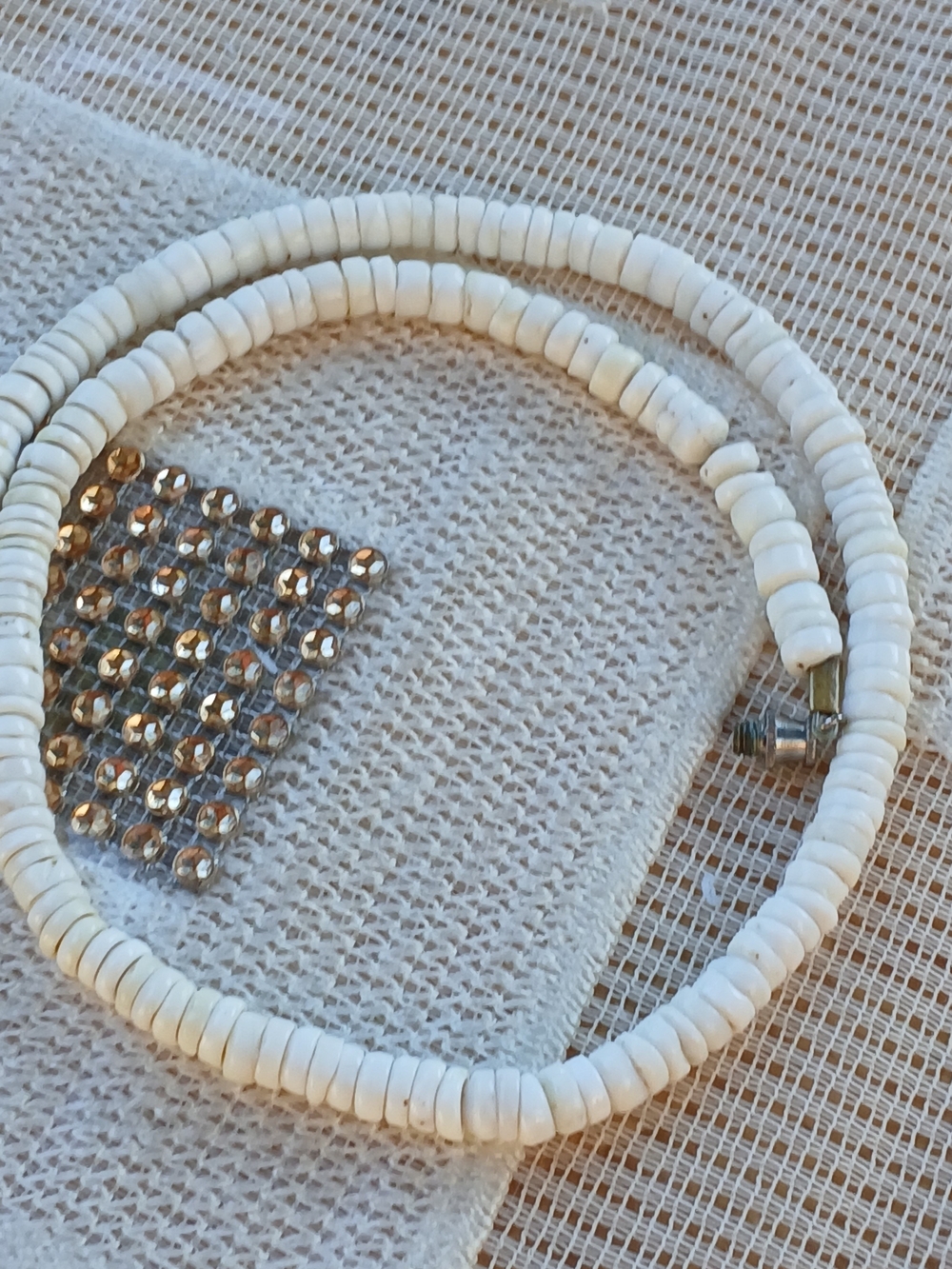 White Puka Shell Choker Necklace Vintage